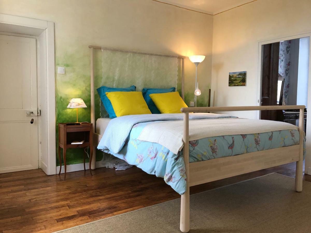 サン・ヴァ・ラ・ウグ L'Ermitage Bed & Breakfast エクステリア 写真