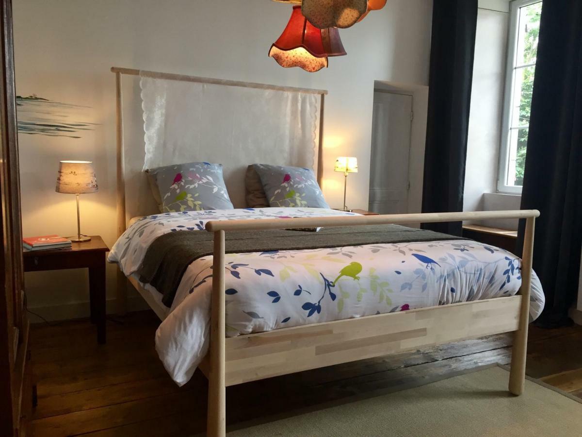 サン・ヴァ・ラ・ウグ L'Ermitage Bed & Breakfast エクステリア 写真